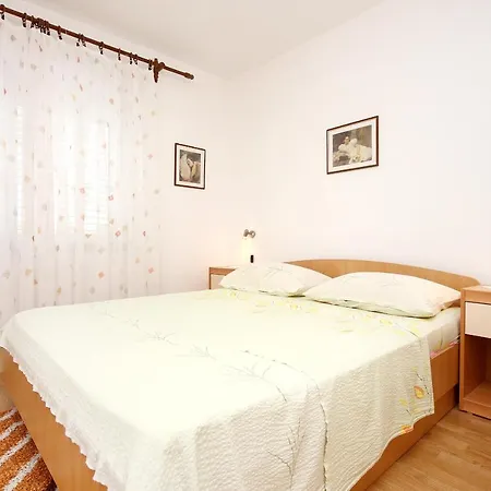 Apartment 4525c